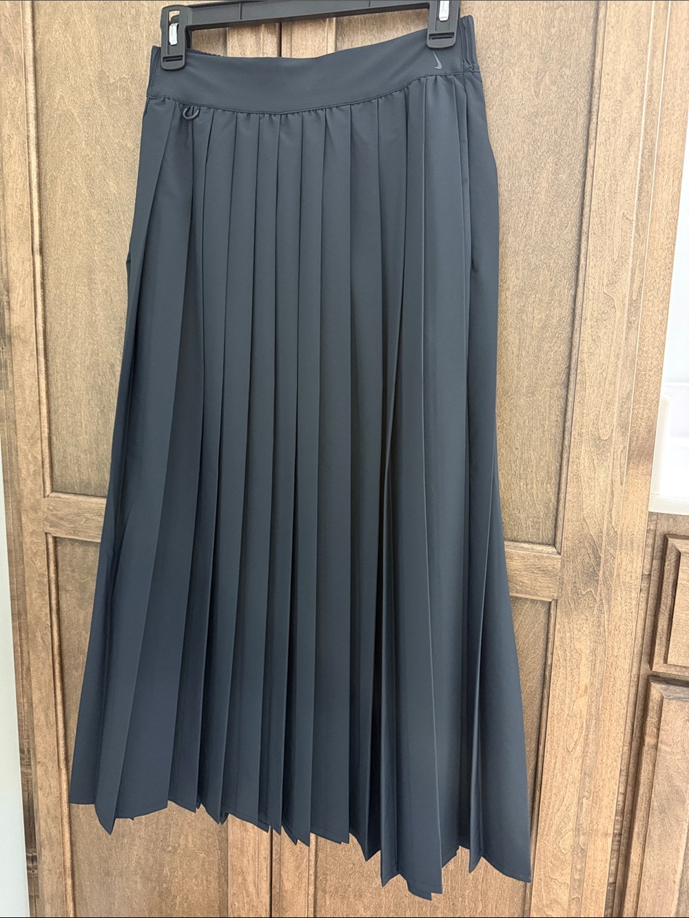 Nike 24.7 Perfect Stretch Dri Fit UV Protection High Rise Pleated Skirt Black